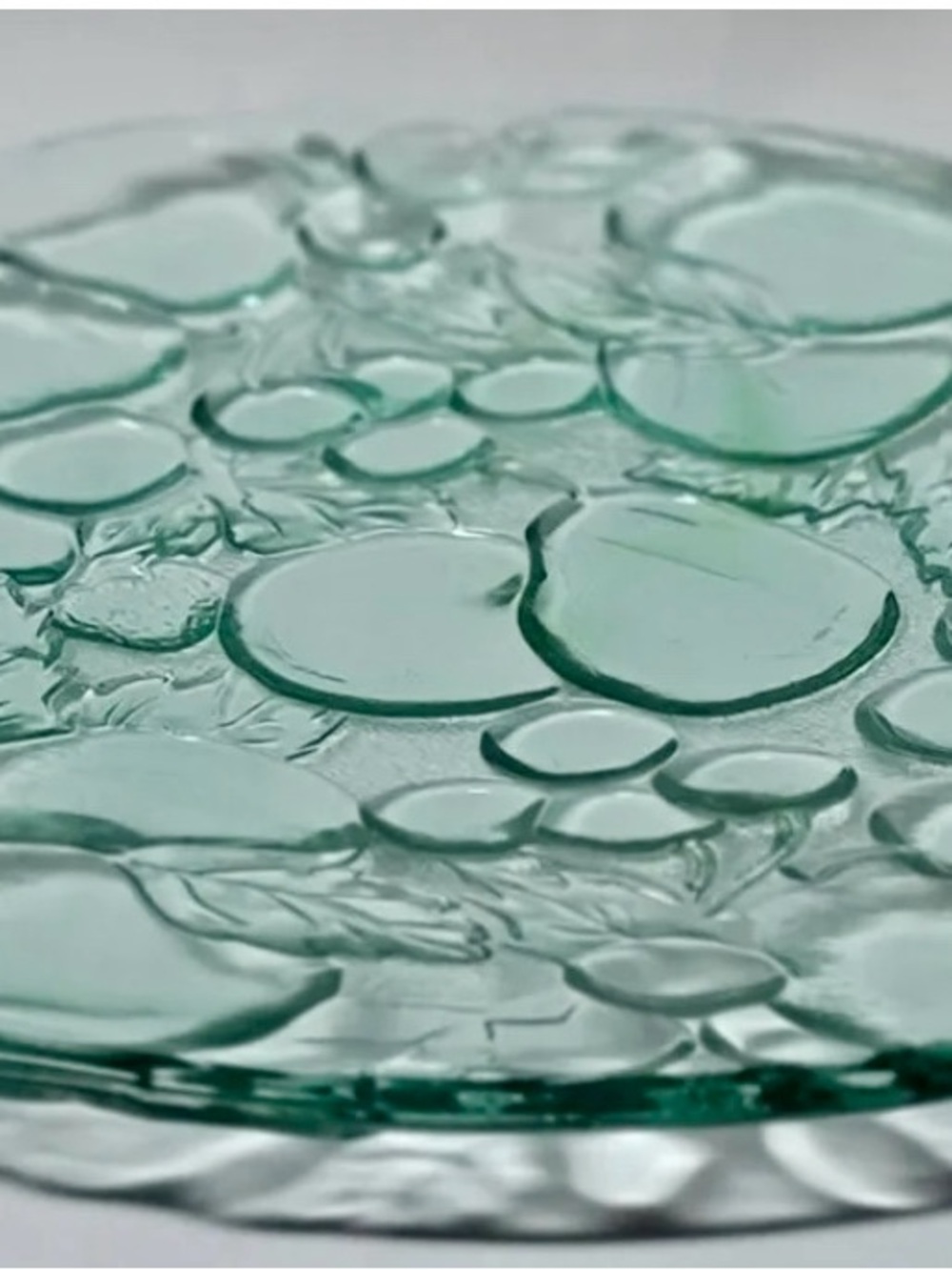 Libbey Green Textured Bubble Glass Serving Plate